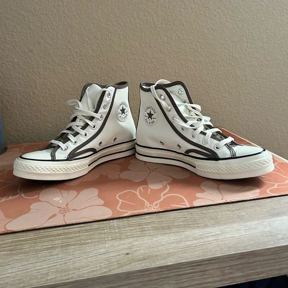 Converse Women's High-Top Sneakers - NWOT - Picture 2 of 7